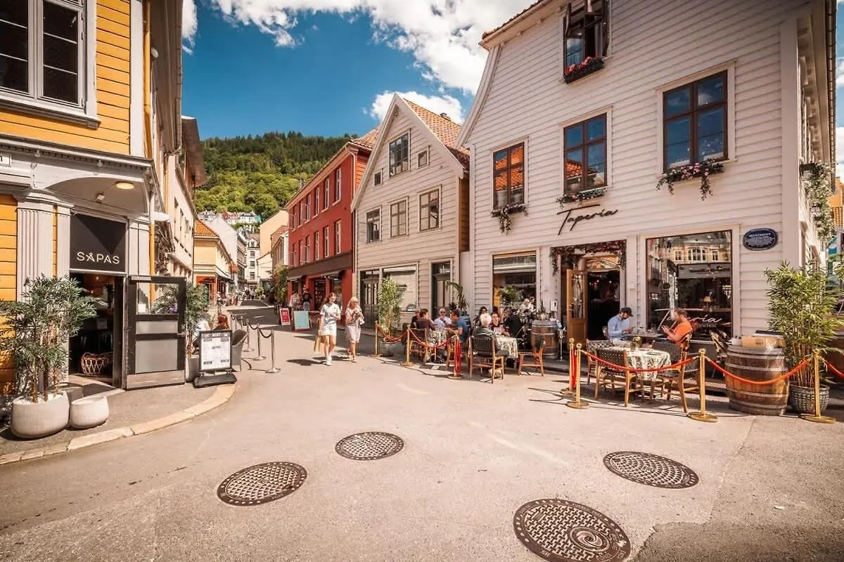 Dinbnb Homes I The 1880 Authentic Bergen Dream I 500M From Bryggen 0*,