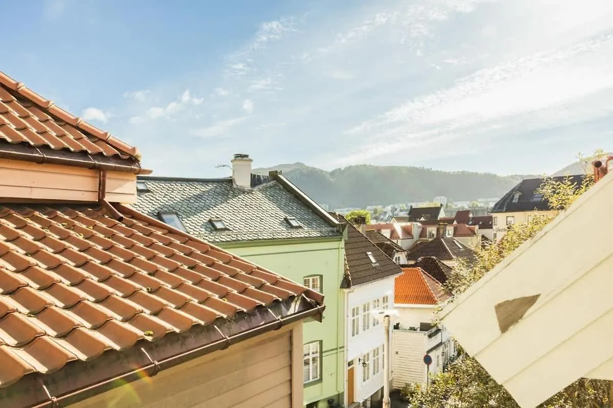 Holiday home Dinbnb Homes I The 1880 Authentic Bergen Dream I 500M From Bryggen