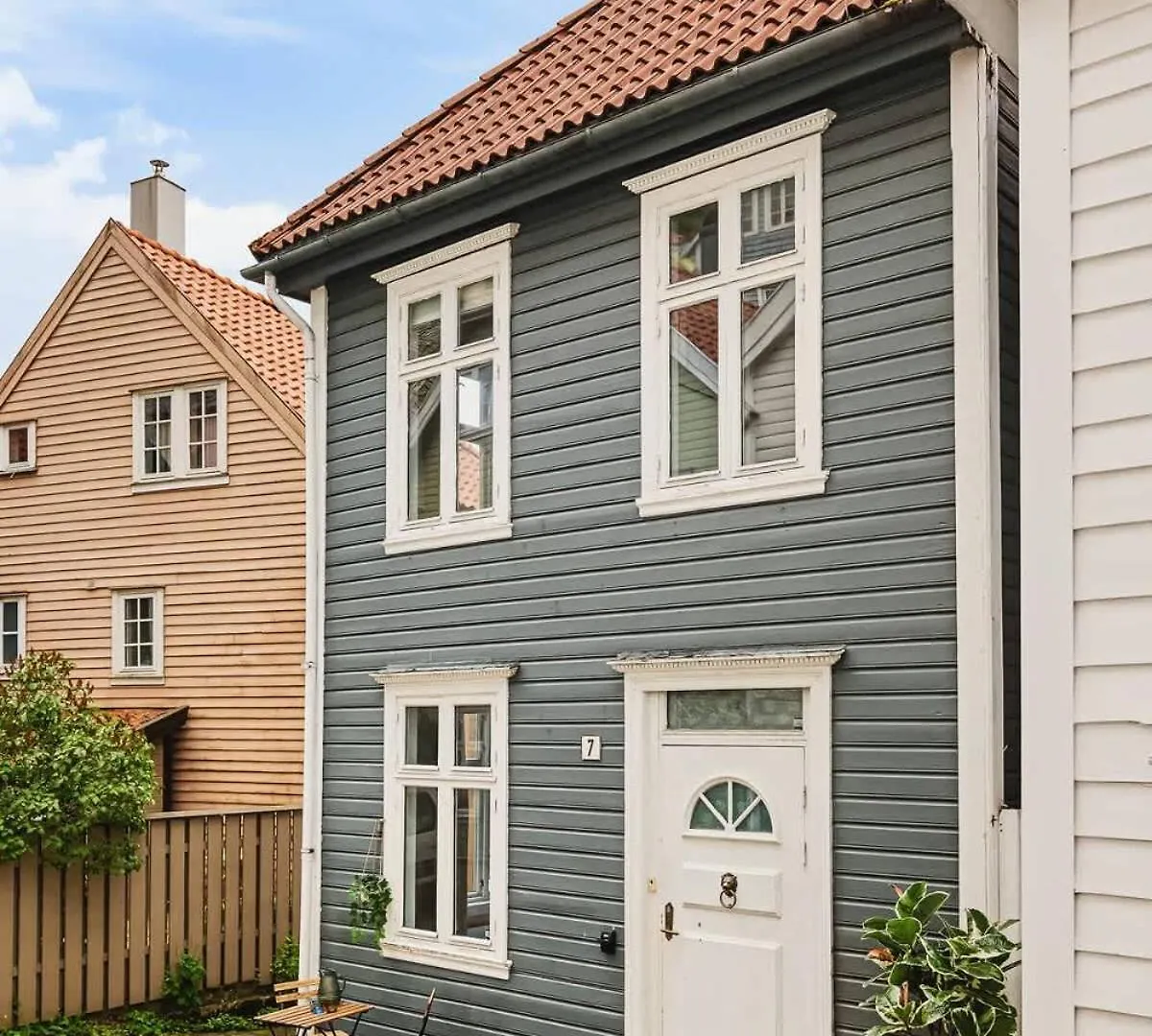 Dinbnb Homes I The 1880 Authentic Bergen Dream I 500M From Bryggen 0*,
